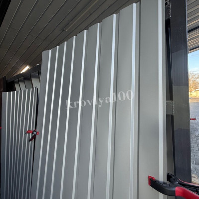 Профнастил стіновий Ral 9006 світло-сірий (металік) ПС 10 мм глянець