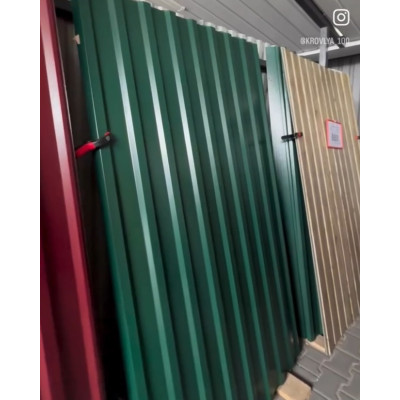  Профнастил покрівельний 2 м 0.4 мм Ral 6005 зелений мох ПК 20 мм глянцевий